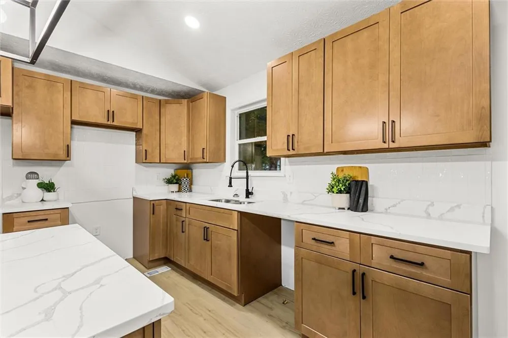 3519 Homeward Trl Ellenwood, GA 30294