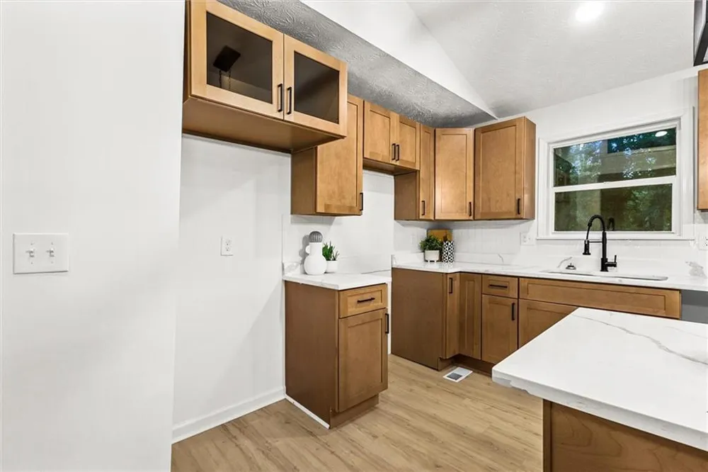 3519 Homeward Trl Ellenwood, GA 30294