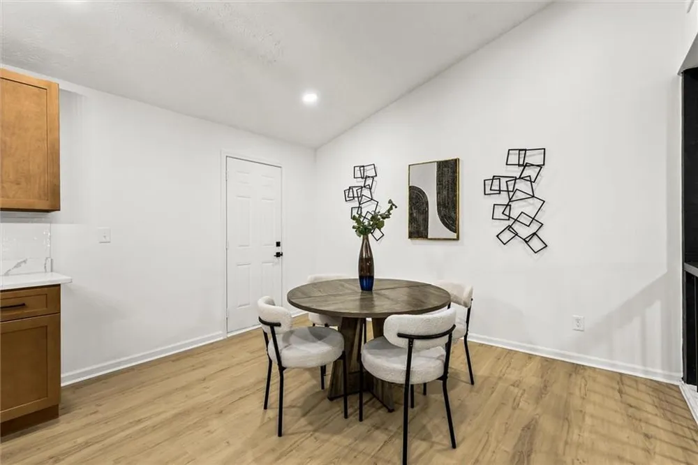 3519 Homeward Trl Ellenwood, GA 30294