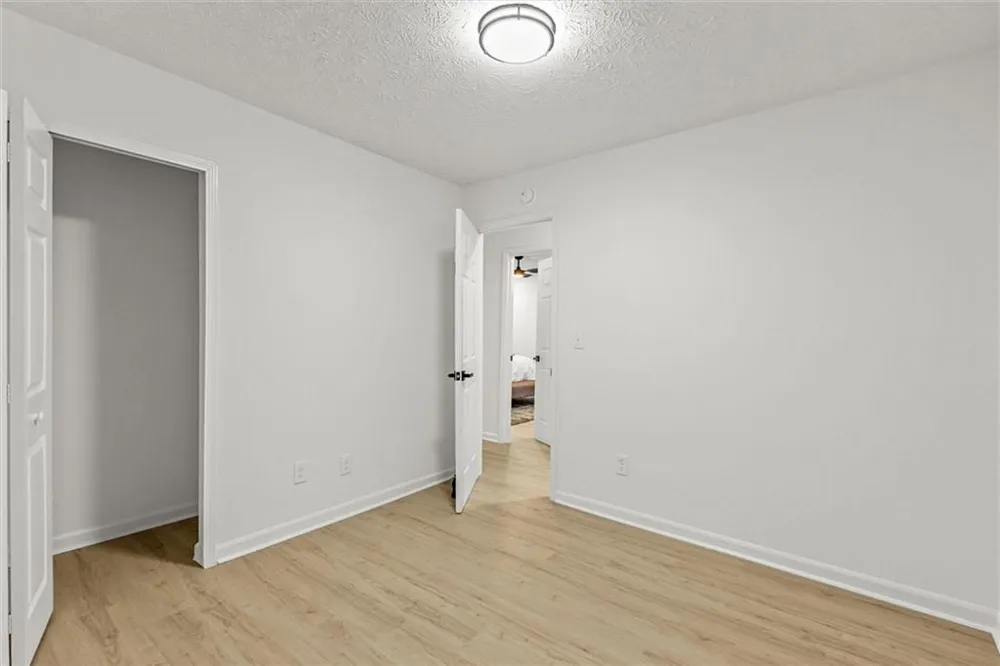 3519 Homeward Trl Ellenwood, GA 30294