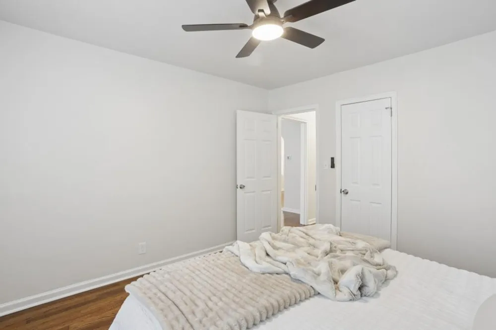 980 Brookdale Drive East Point, GA 30344