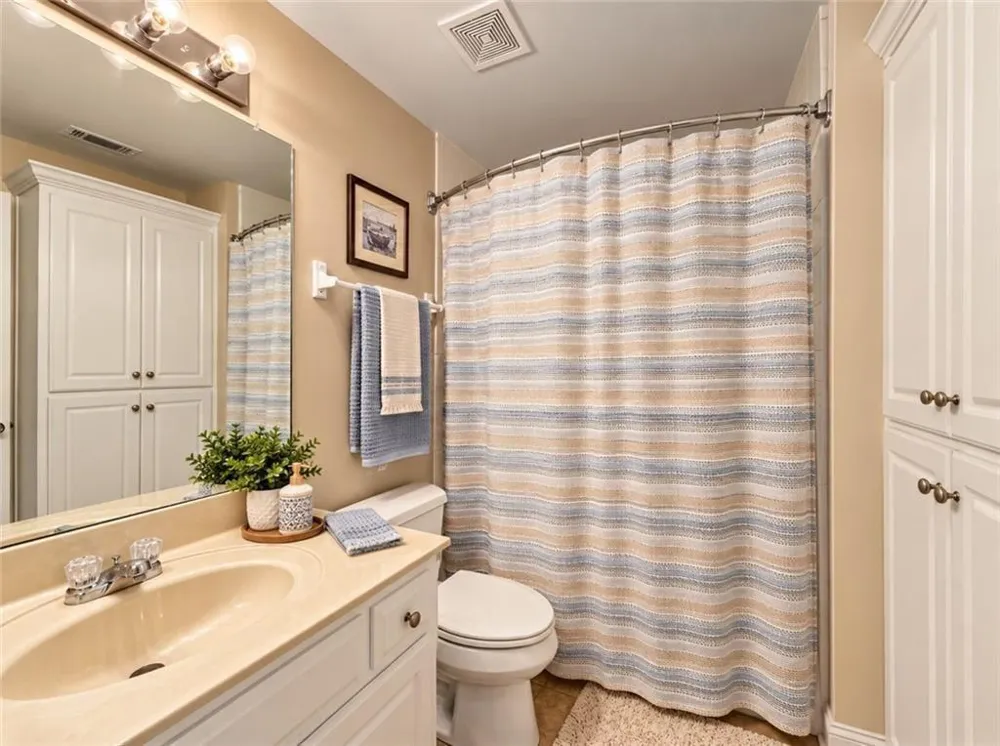5717 Harmony Point Drive Lilburn, GA 30047
