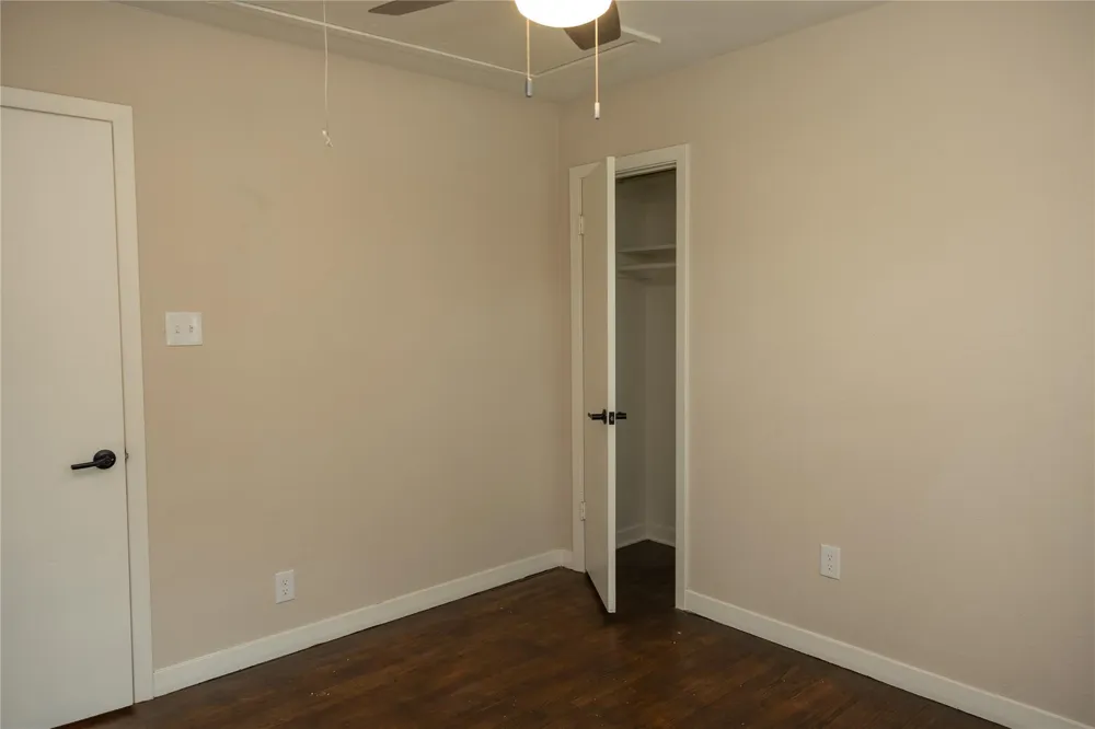 811 Sara Rose Street Houston, TX 77018