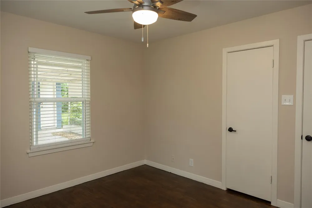 811 Sara Rose Street Houston, TX 77018