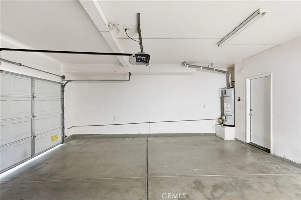 3890 Bluff Street Perris, CA 92571