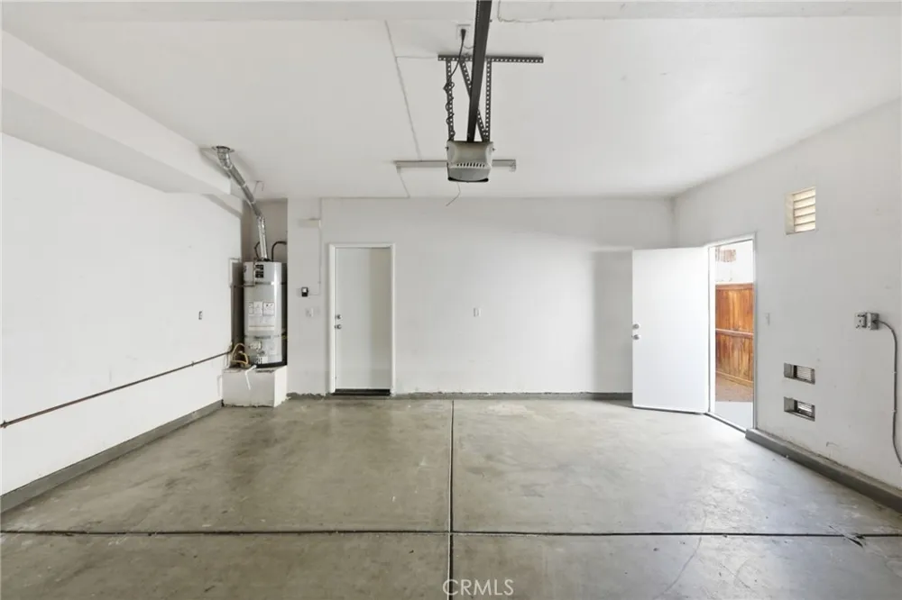 3890 Bluff Street Perris, CA 92571