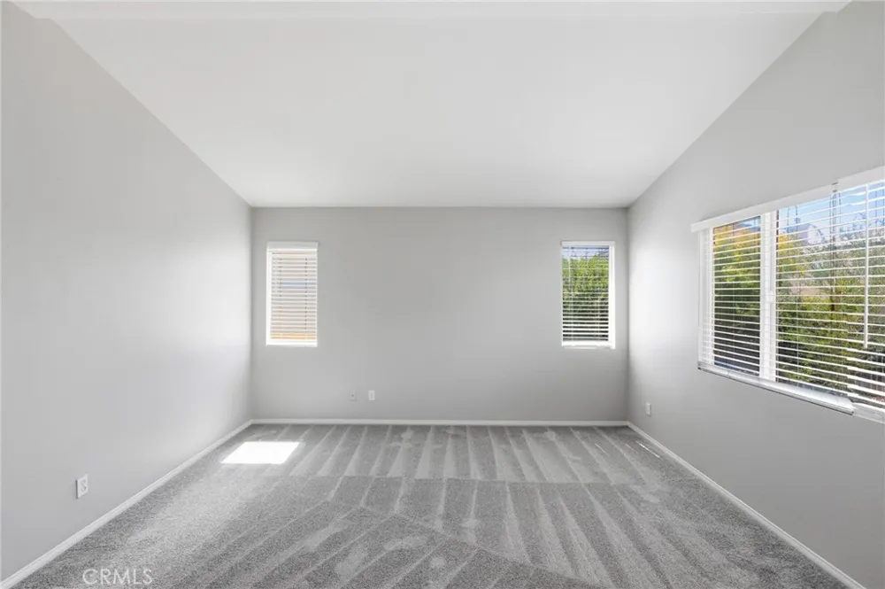 3890 Bluff Street Perris, CA 92571