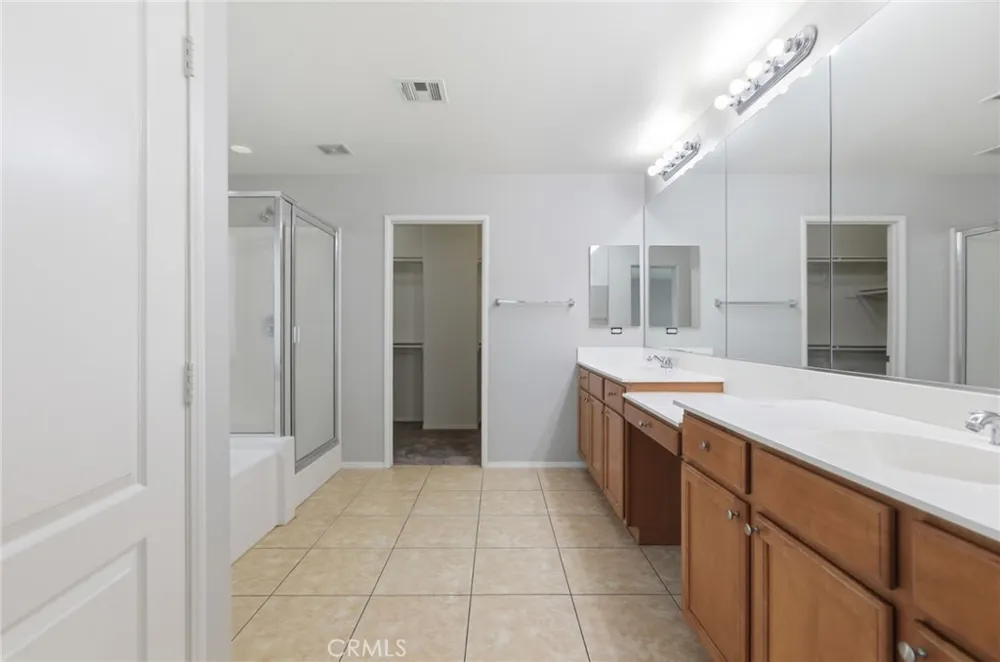 3890 Bluff Street Perris, CA 92571