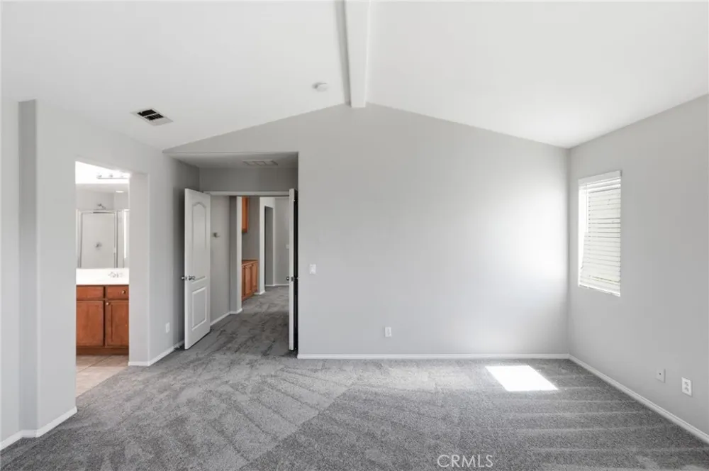 3890 Bluff Street Perris, CA 92571