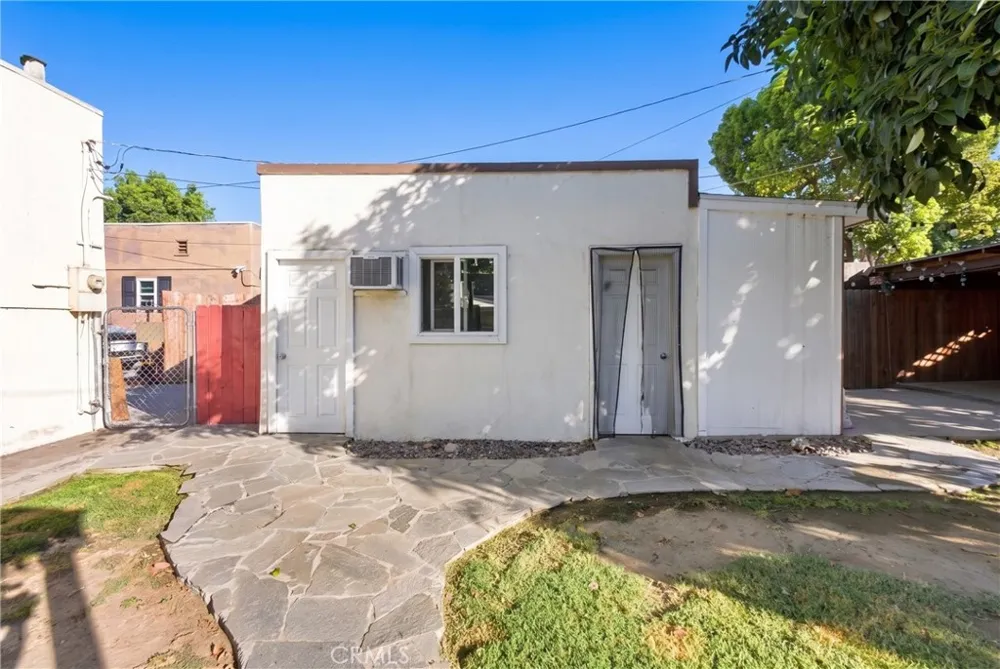5037 Gafford Street Commerce, CA 90040