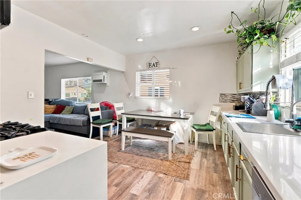 5037 Gafford Street Commerce, CA 90040