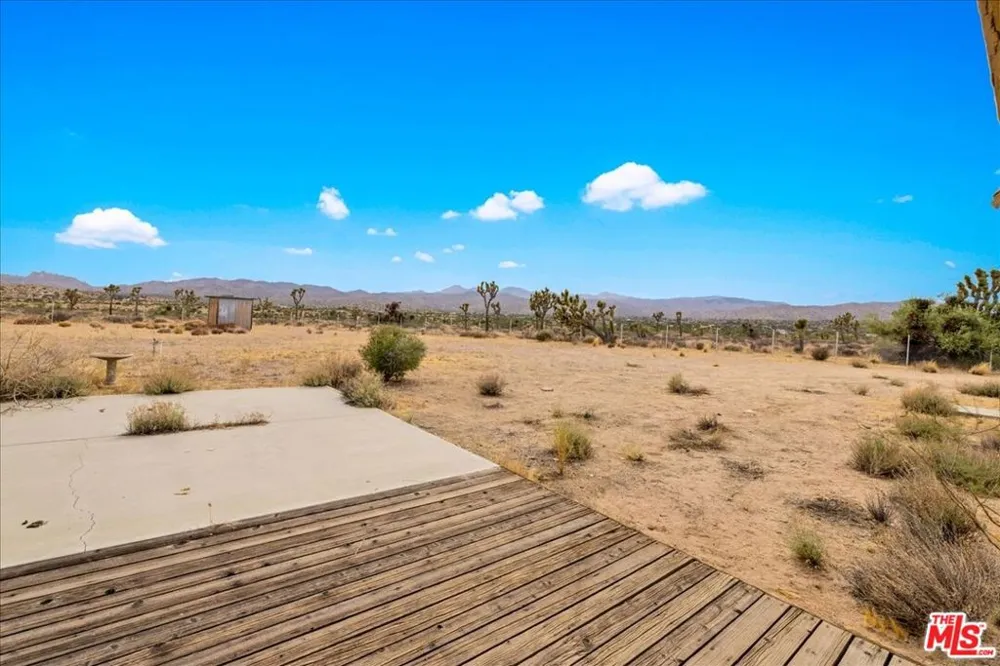 52351 Geronimo Avenue Pioneertown, CA 92268