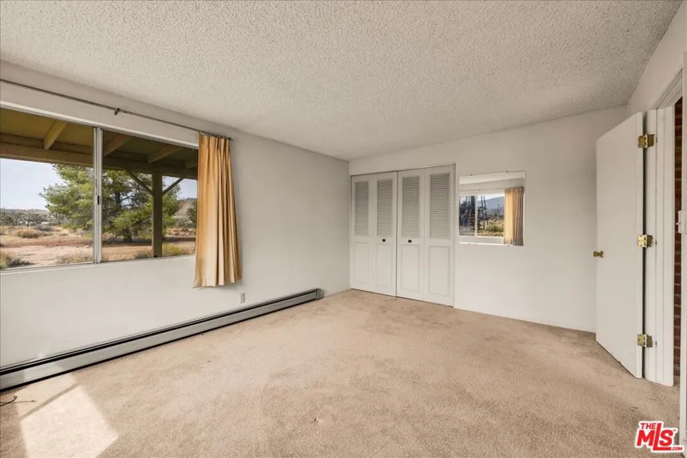 52351 Geronimo Avenue Pioneertown, CA 92268