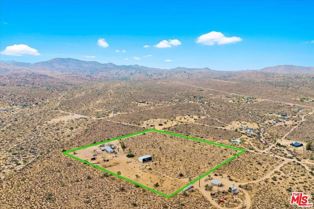 52351 Geronimo Avenue Pioneertown, CA 92268