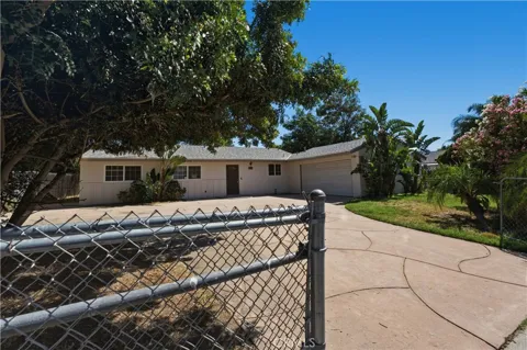 1720 Anderson