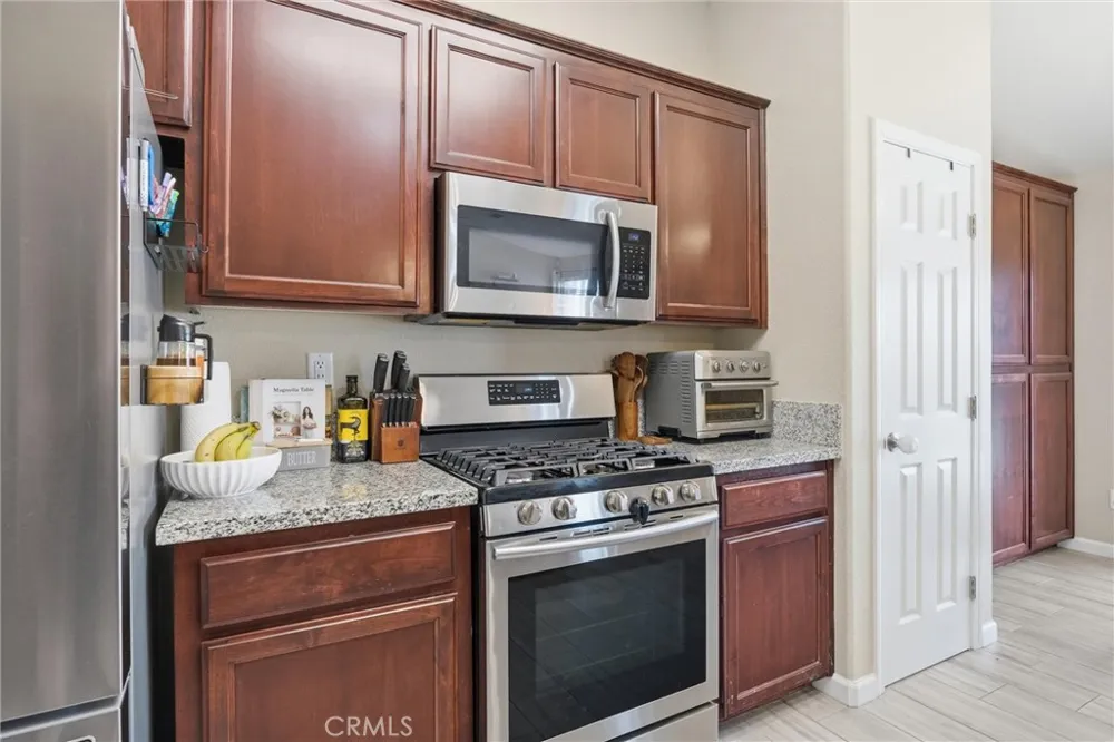 12730 Marradi Bakersfield, CA 93312