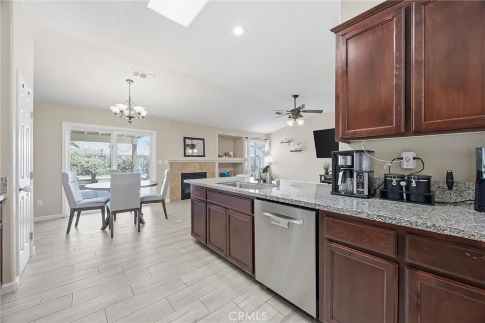 12730 Marradi Bakersfield, CA 93312