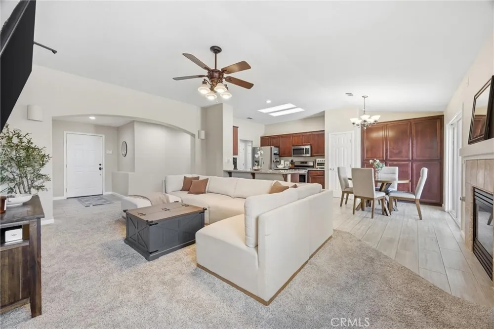 12730 Marradi Bakersfield, CA 93312