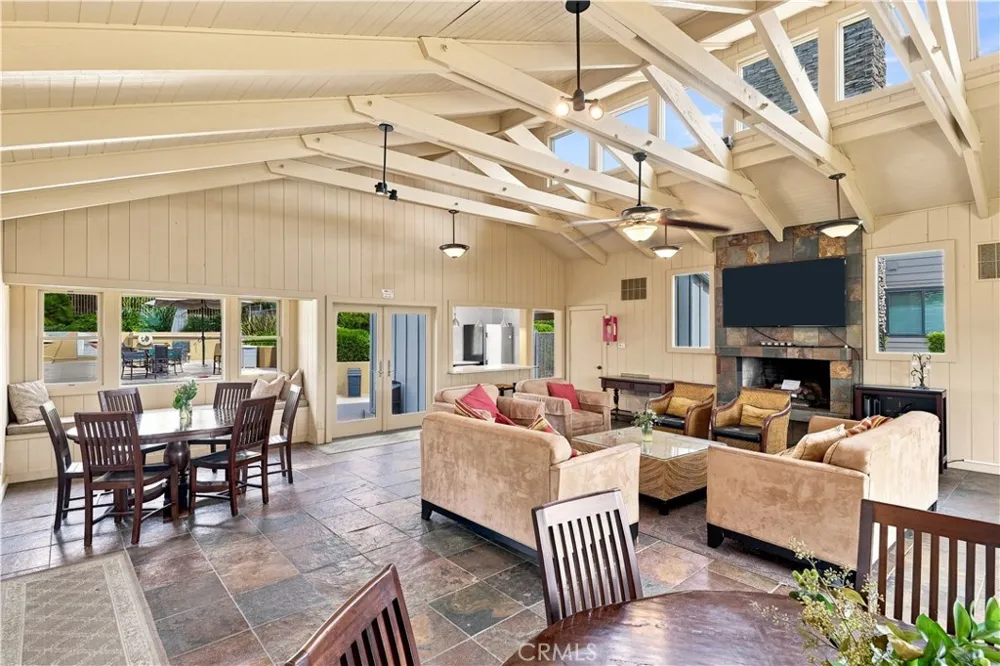 244 Dolphin Cove Court Del Mar, CA 92014