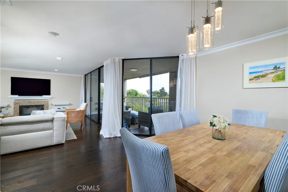 244 Dolphin Cove Court Del Mar, CA 92014