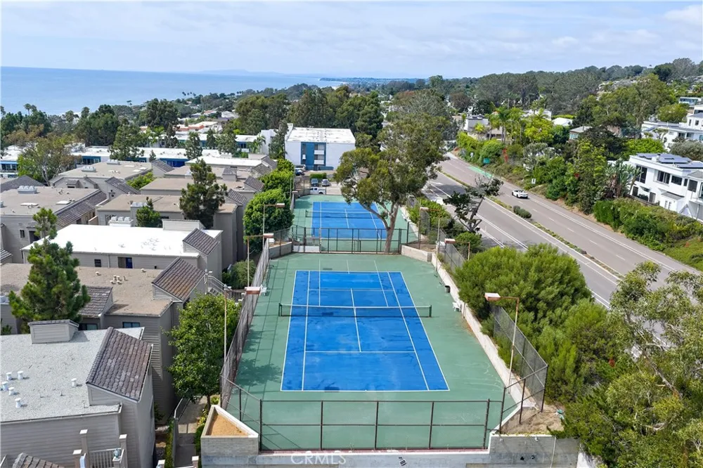 244 Dolphin Cove Court Del Mar, CA 92014