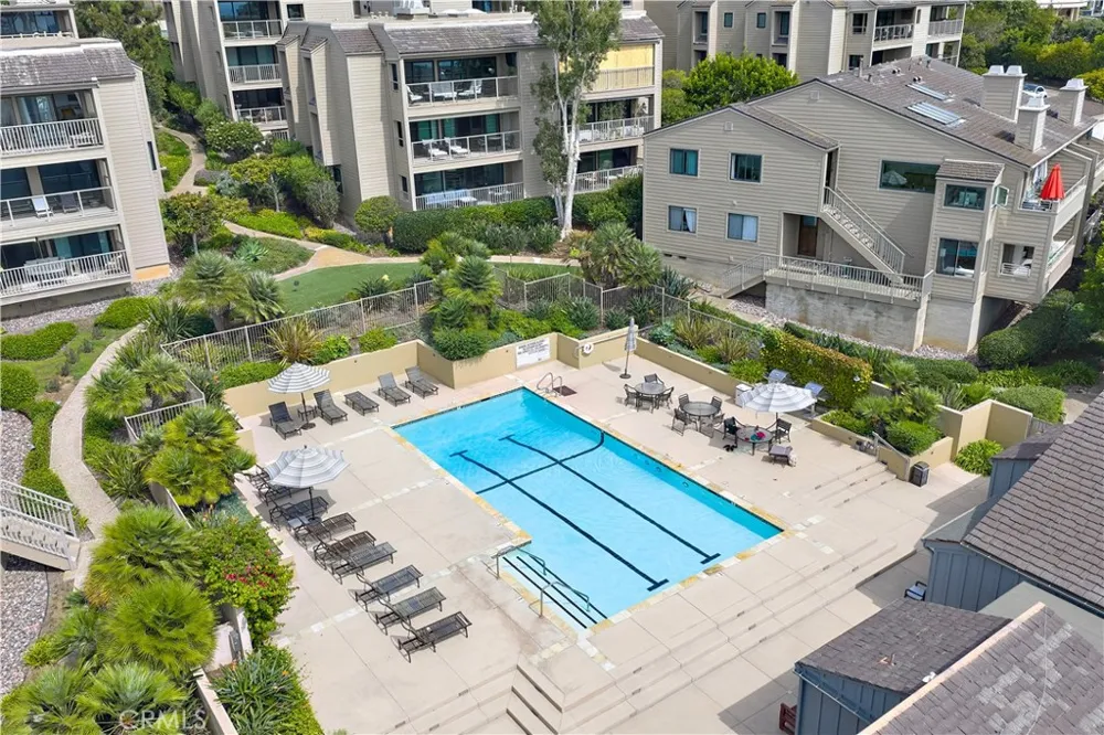 244 Dolphin Cove Court Del Mar, CA 92014