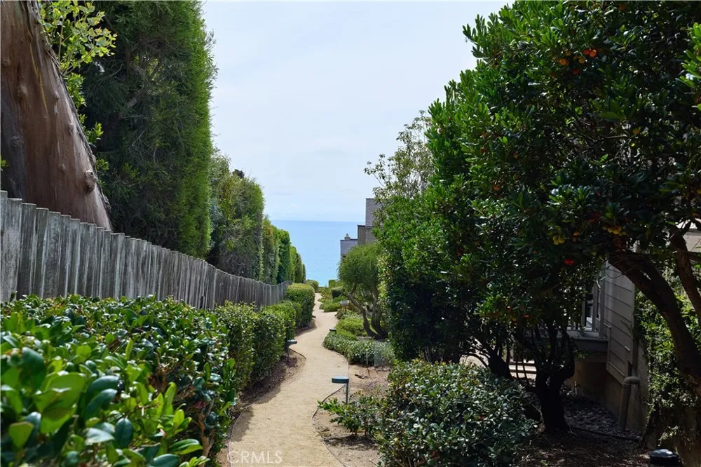 244 Dolphin Cove Court Del Mar, CA 92014