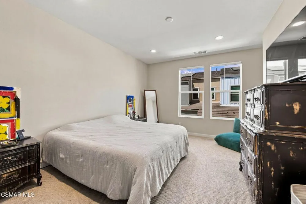 1909 Cottage Drive #3 Simi Valley, CA 93065