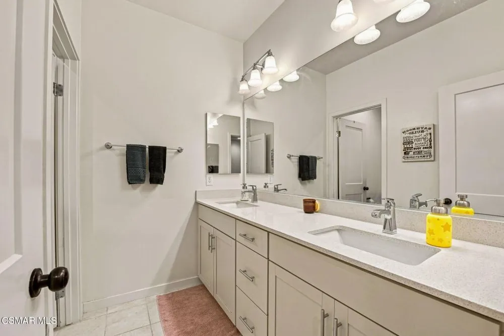 1909 Cottage Drive #3 Simi Valley, CA 93065