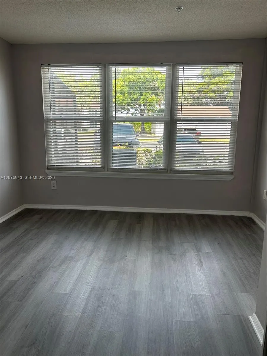 2311 Congress Ave #15 Boynton Beach, FL 33426
