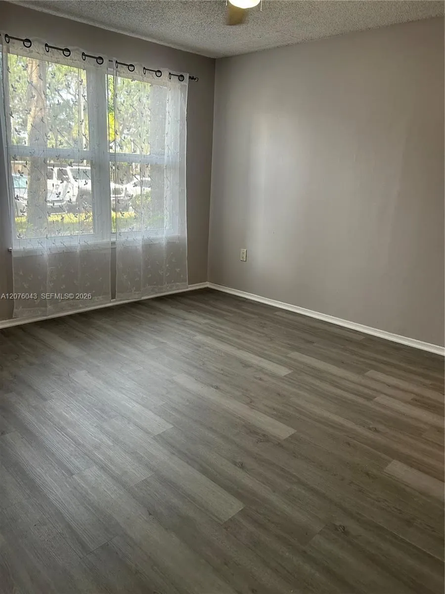 2311 Congress Ave #15 Boynton Beach, FL 33426