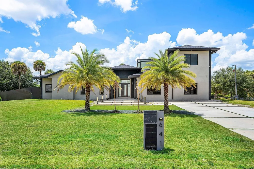 641 Marshall Road West Palm Beach, FL 33413