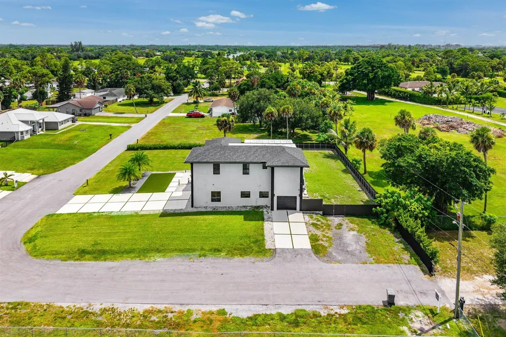 641 Marshall Road West Palm Beach, FL 33413