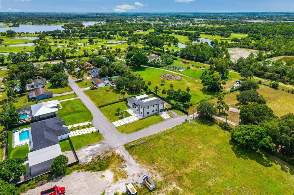 641 Marshall Road West Palm Beach, FL 33413