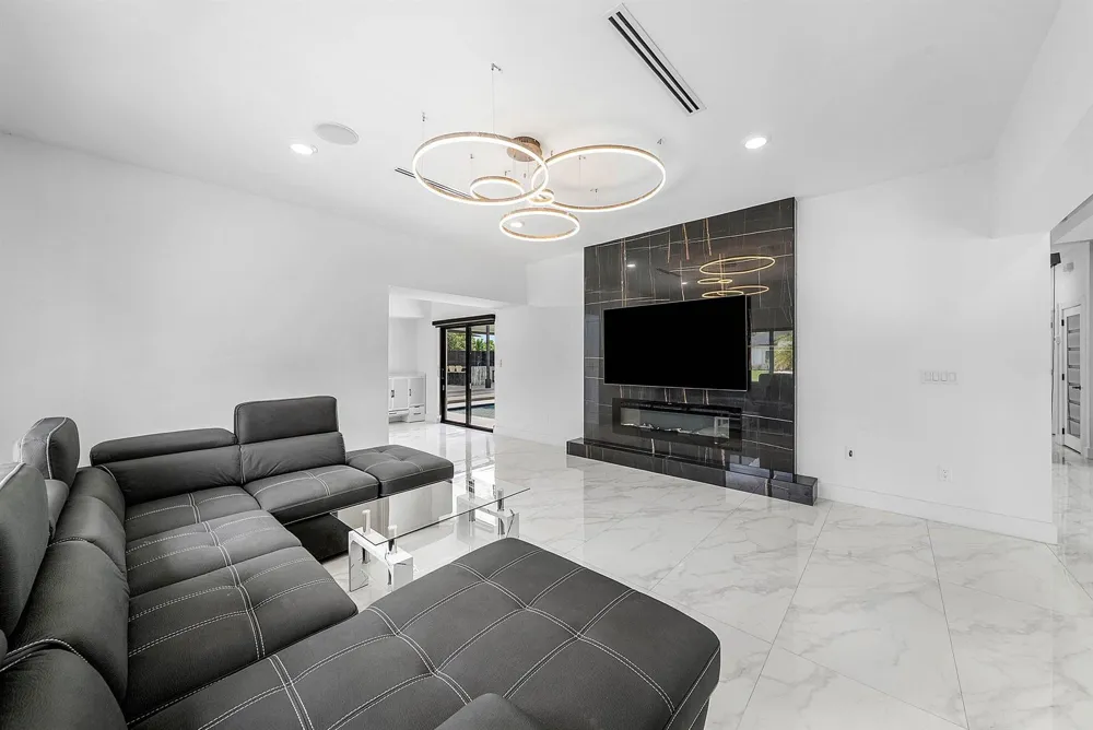 641 Marshall Road West Palm Beach, FL 33413
