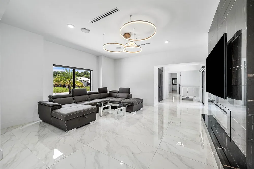 641 Marshall Road West Palm Beach, FL 33413