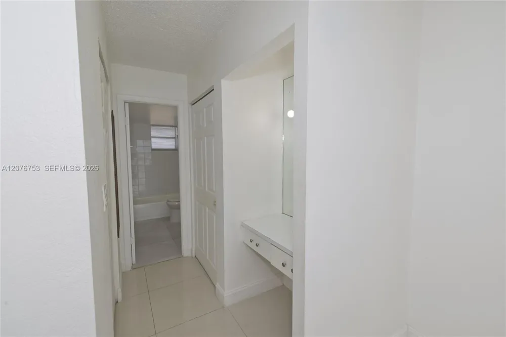 2903 Miami Beach Blvd #806 North Miami Beach, FL 33160