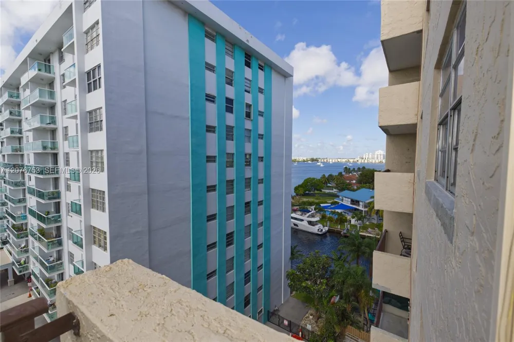2903 Miami Beach Blvd #806 North Miami Beach, FL 33160