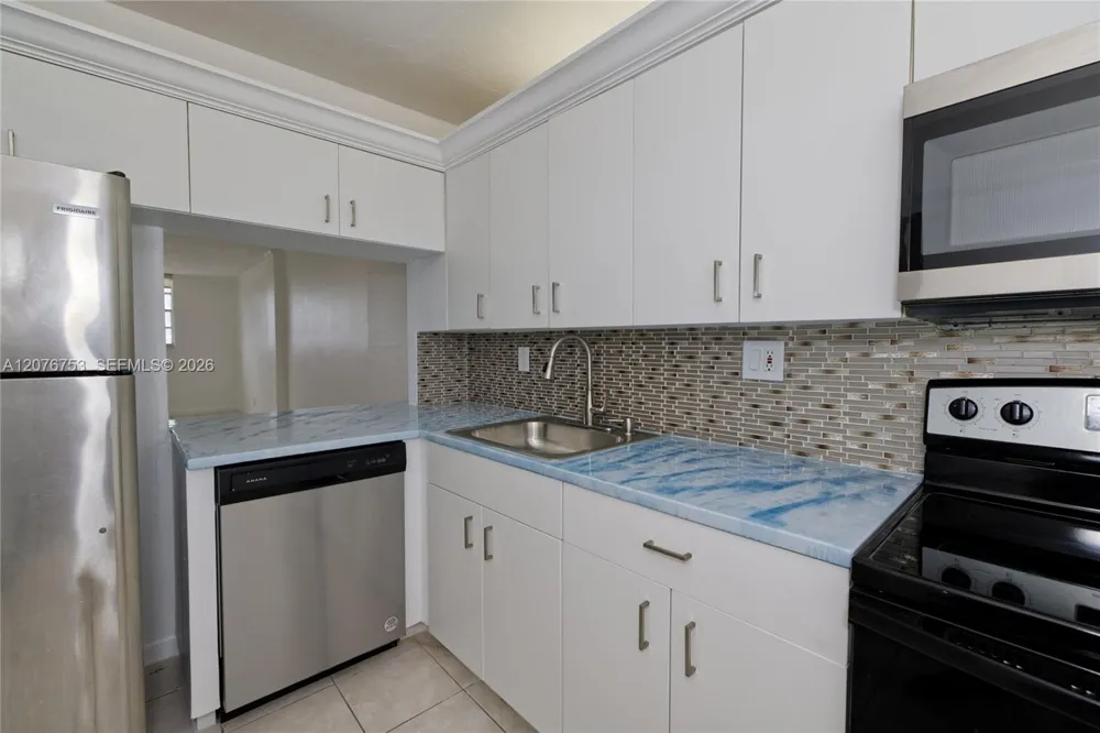 2903 Miami Beach Blvd #806 North Miami Beach, FL 33160