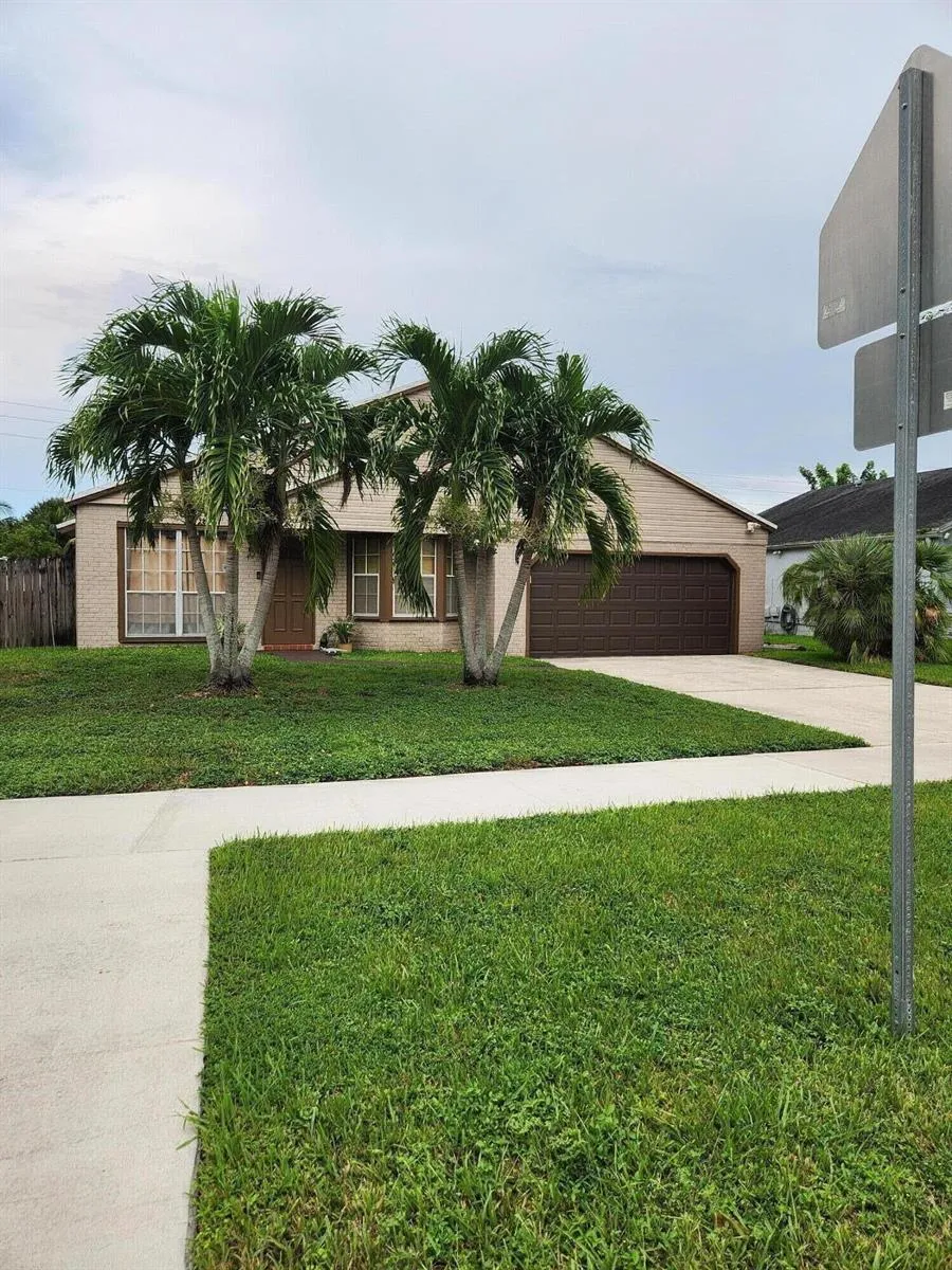 1000 SW 133RD TERRACE Davie, FL 33325