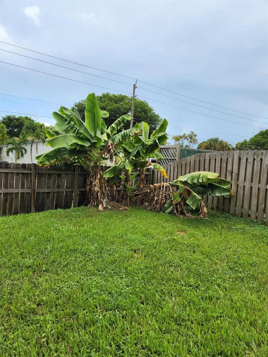 1000 SW 133RD TERRACE Davie, FL 33325