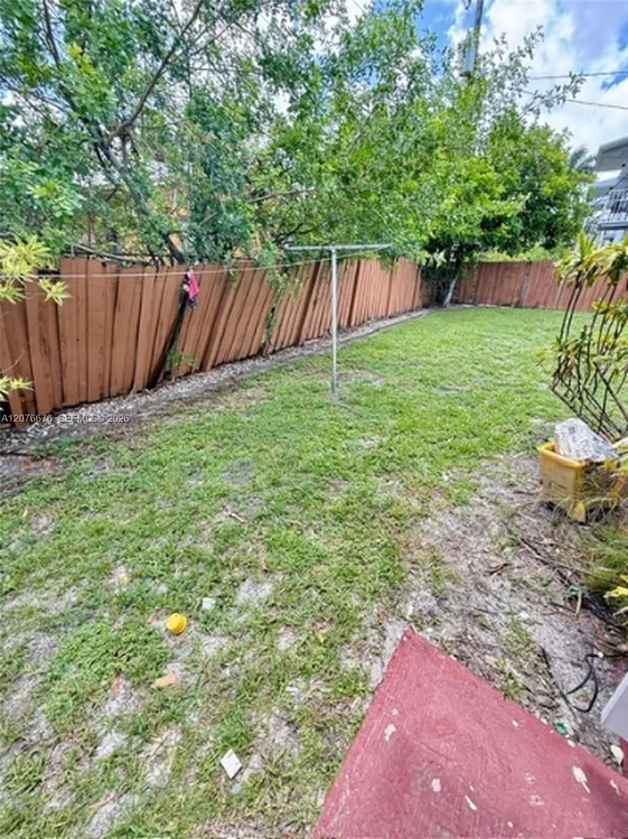 4088 SW 51st St #C Dania Beach, FL 33314