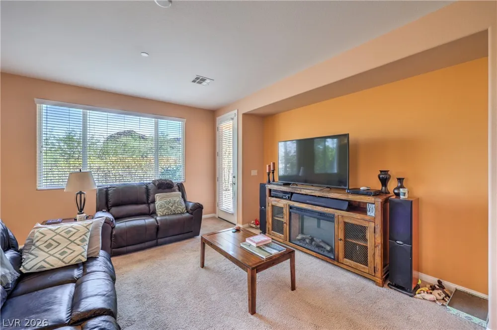 33 Via Di Mello Henderson, NV 89011