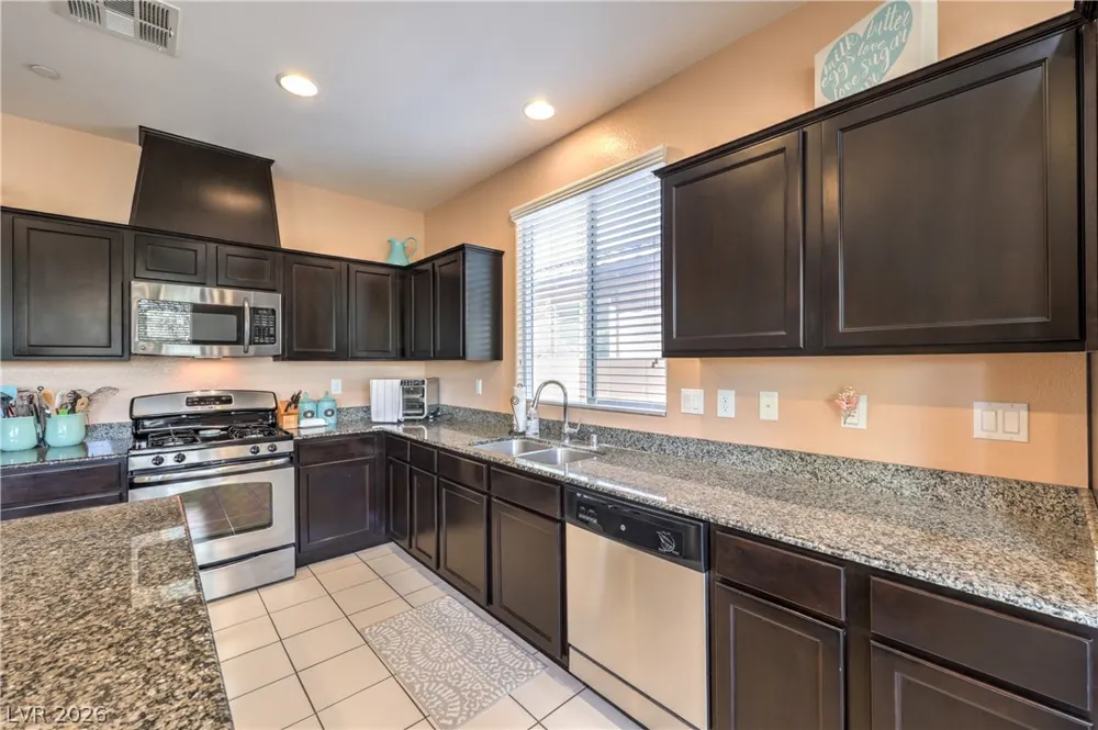 33 Via Di Mello Henderson, NV 89011