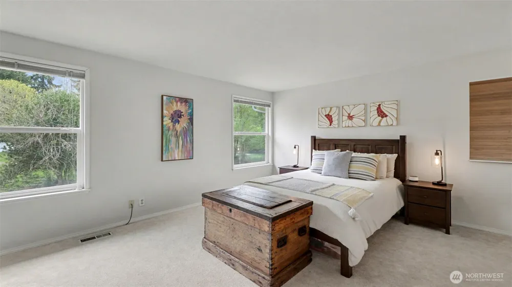 19832 156th Avenue NE Woodinville, WA 98072