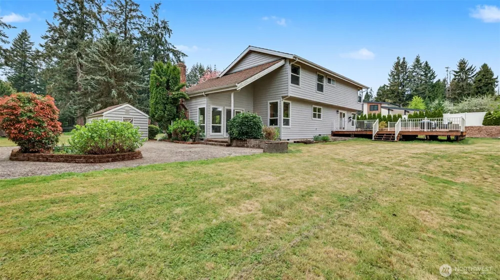 19832 156th Avenue NE Woodinville, WA 98072