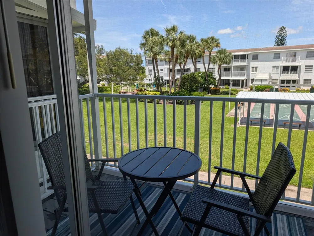 2321 SUNSET DRIVE #H-25 Bradenton, FL 34207