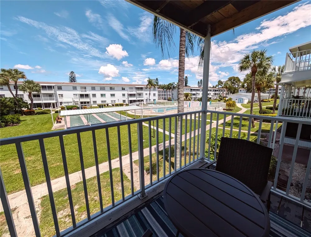 2321 SUNSET DRIVE #H-25 Bradenton, FL 34207