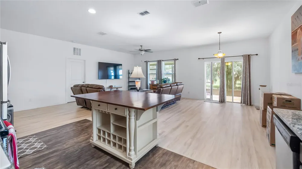 15409 IVORY GULL LANE Mascotte, FL 34753