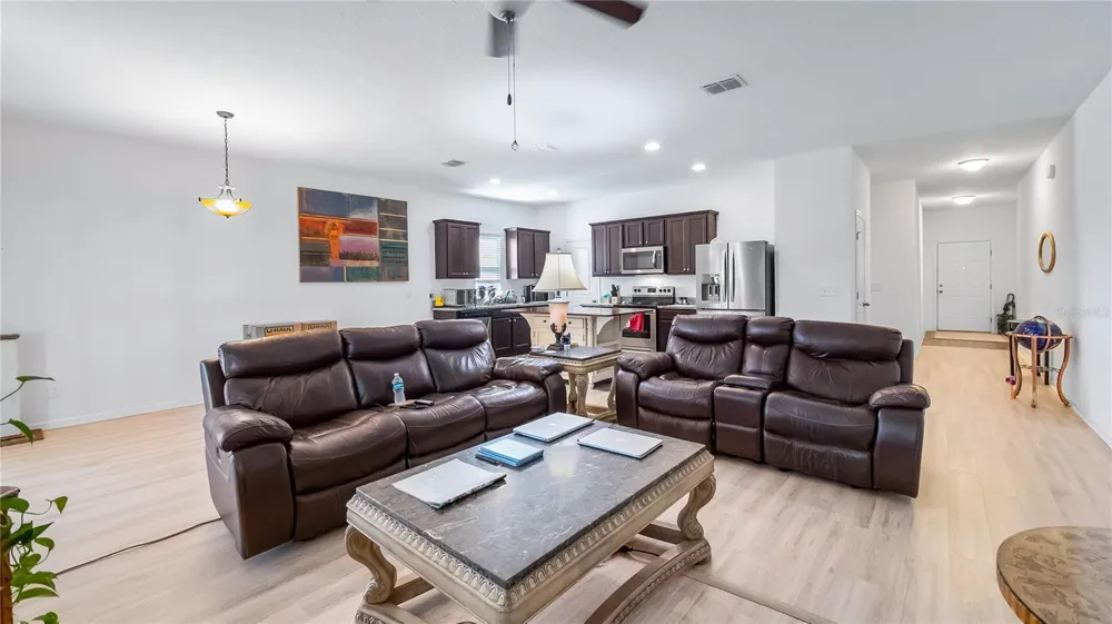15409 IVORY GULL LANE Mascotte, FL 34753